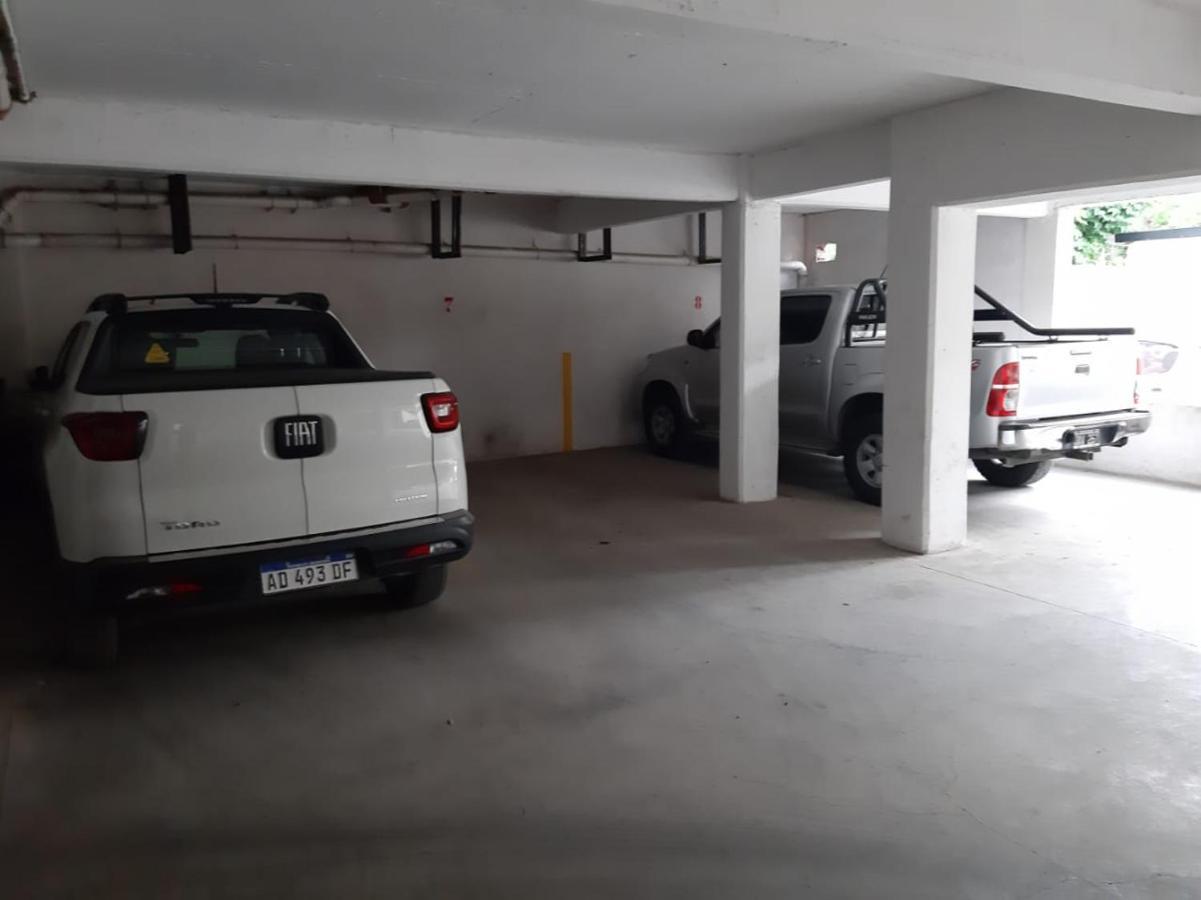 Departamento Centrico En Bariloche Issアパートメント エクステリア 写真